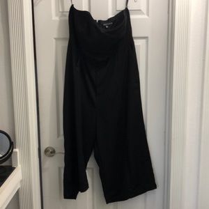 Strapless cropped romper